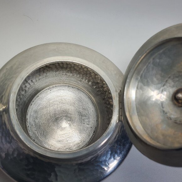 Vintage R.M. English Pewter Teapot – Hammered Design - Picture 4 of 9